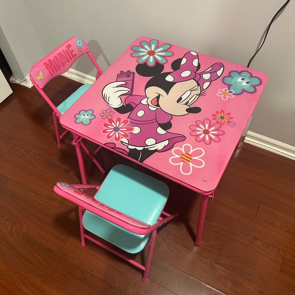 No need for it anymore and comes with free Minnie pillow enjoy !